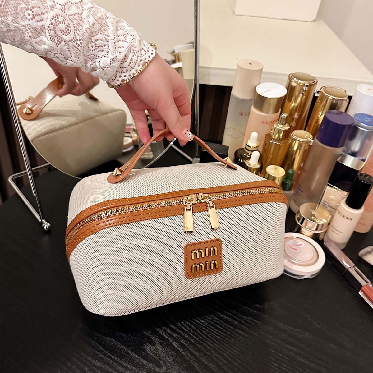High Luxury Skincare - Makeup bag - Retro light luxury